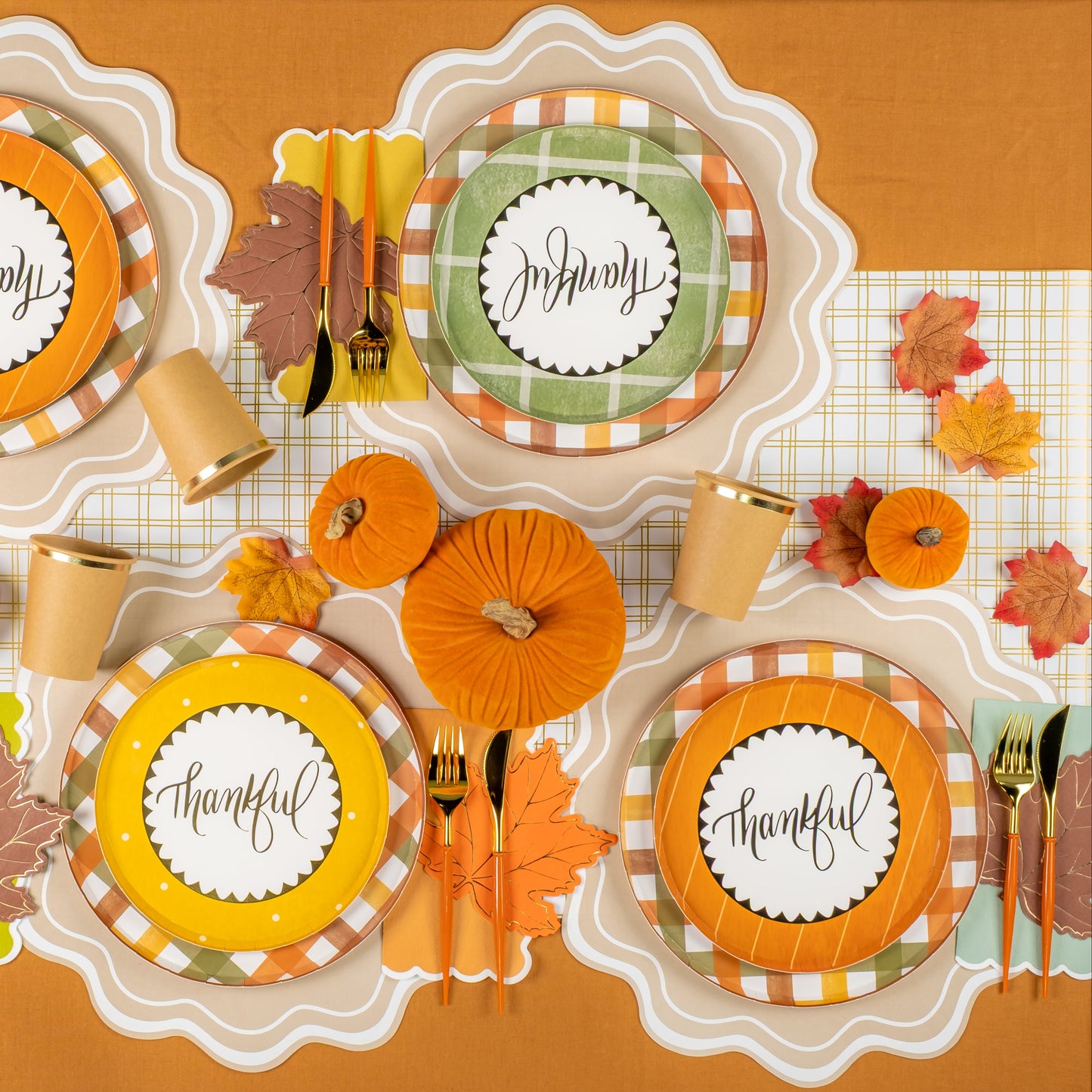 HAR25-DP3- Harvest Thankful Dessert Plates