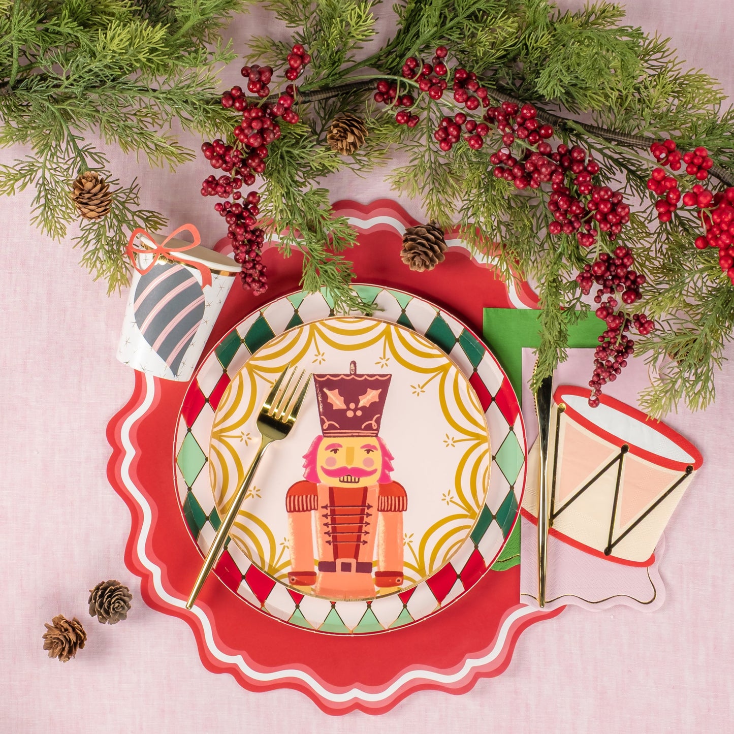 HOL25-DNP6-Multicolor Holiday Diamond Dinner Plates