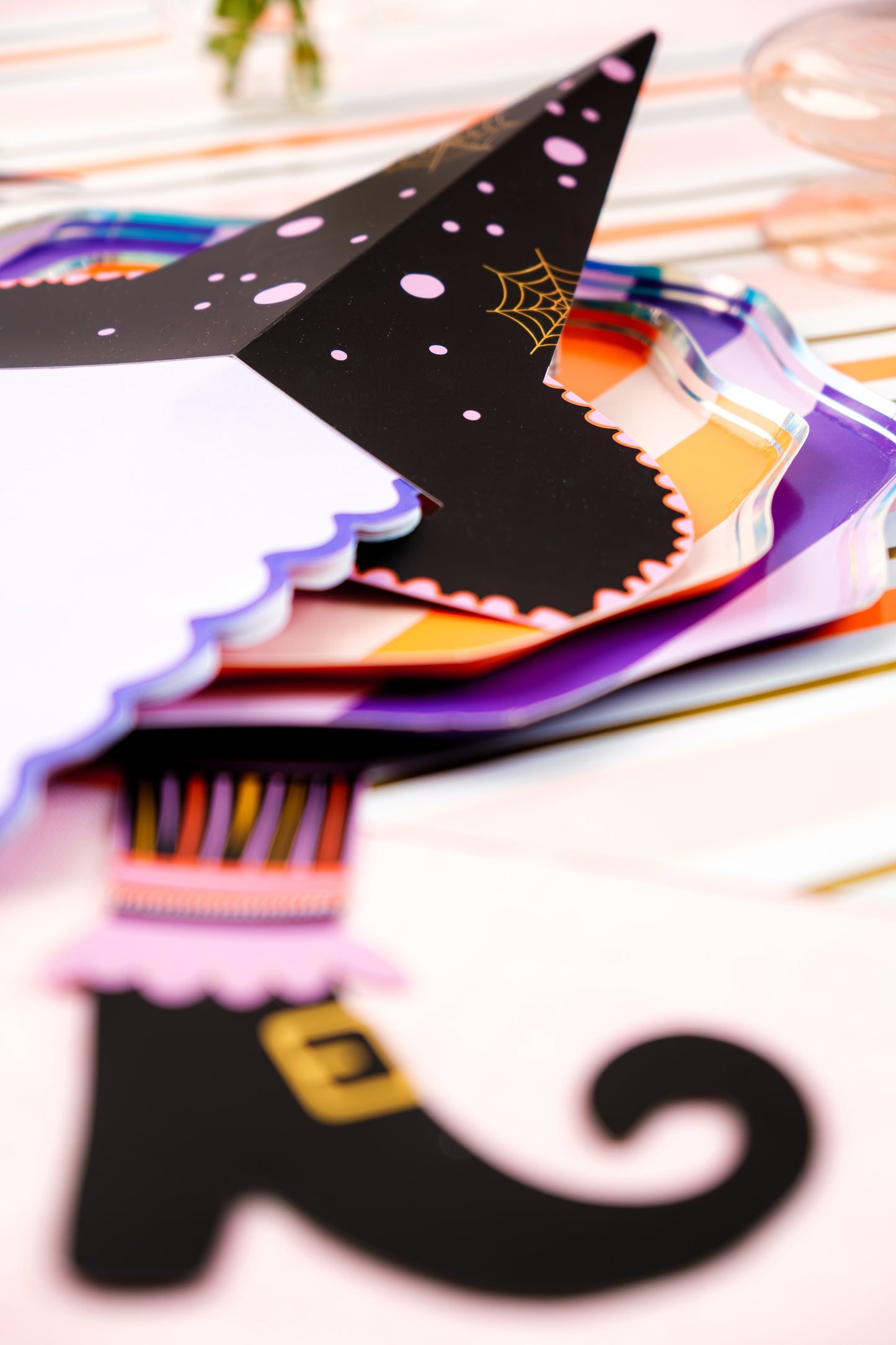 HAL24-DP1- Spooky Stripes Dessert Paper Plates