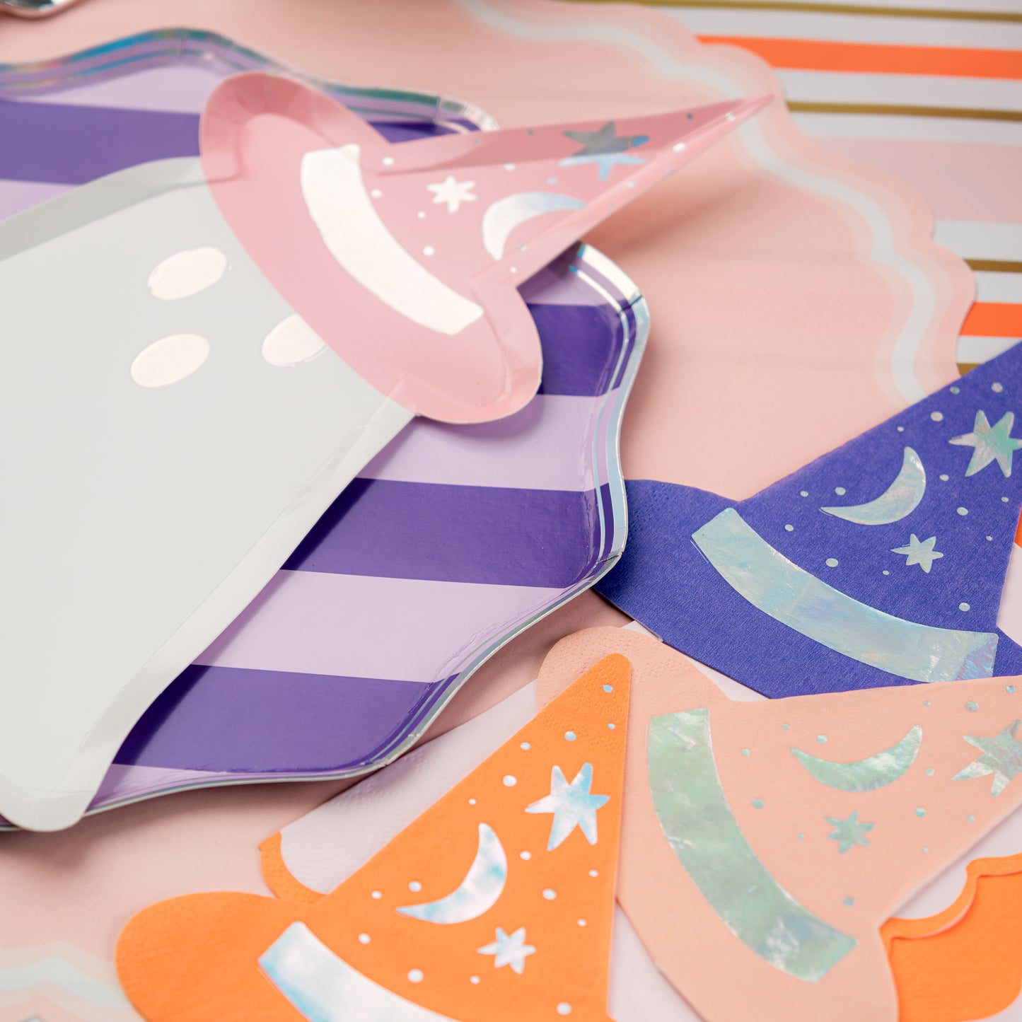 HAL24-CN1- Bewitching Hats Cocktail Napkins