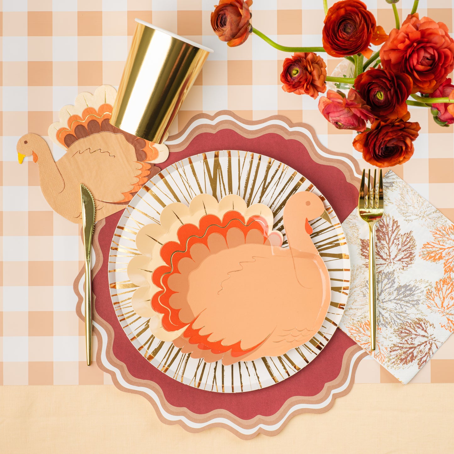 RAD24-DNP3- Radiance Gold Foil Dinner Paper Plates
