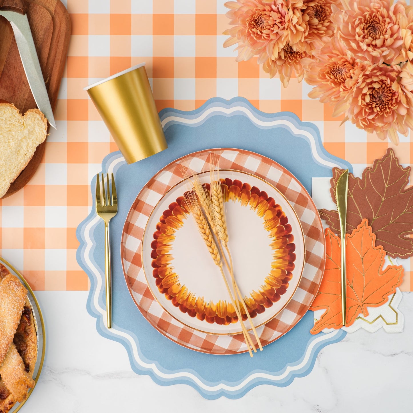 MCL23-PL3- Baby Blue Fancy Scallop Paper Placemats