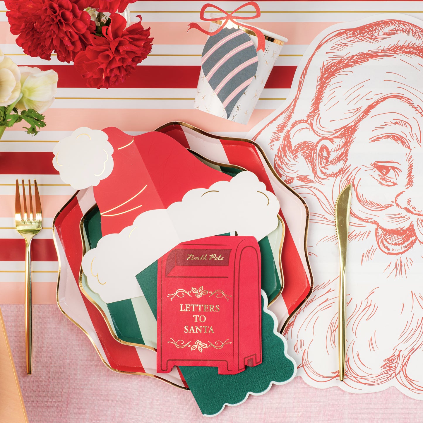 HOL24-CU1- Christmas Cheer Paper Cups