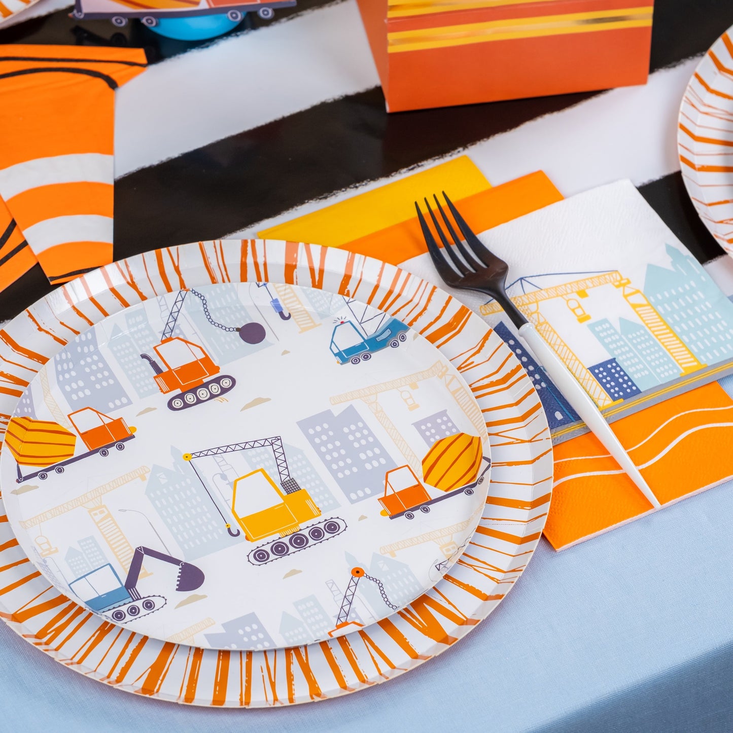 CONS25-DP2- Construction Dessert Plates