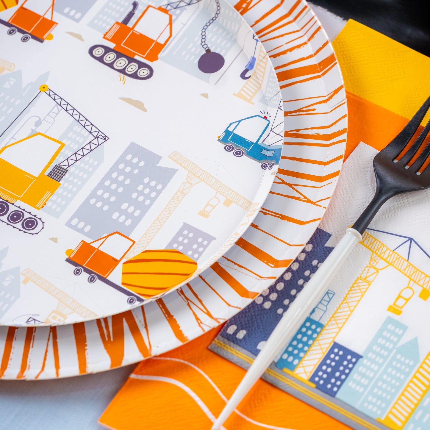 CONS25-DP2- Construction Dessert Plates