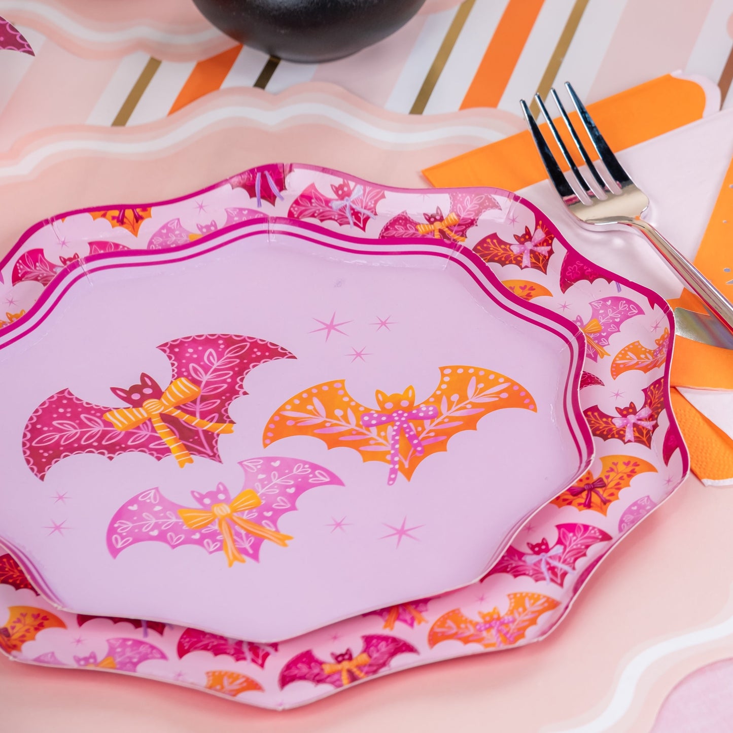 HAL25-DP4- Bats & Bows Small Plates