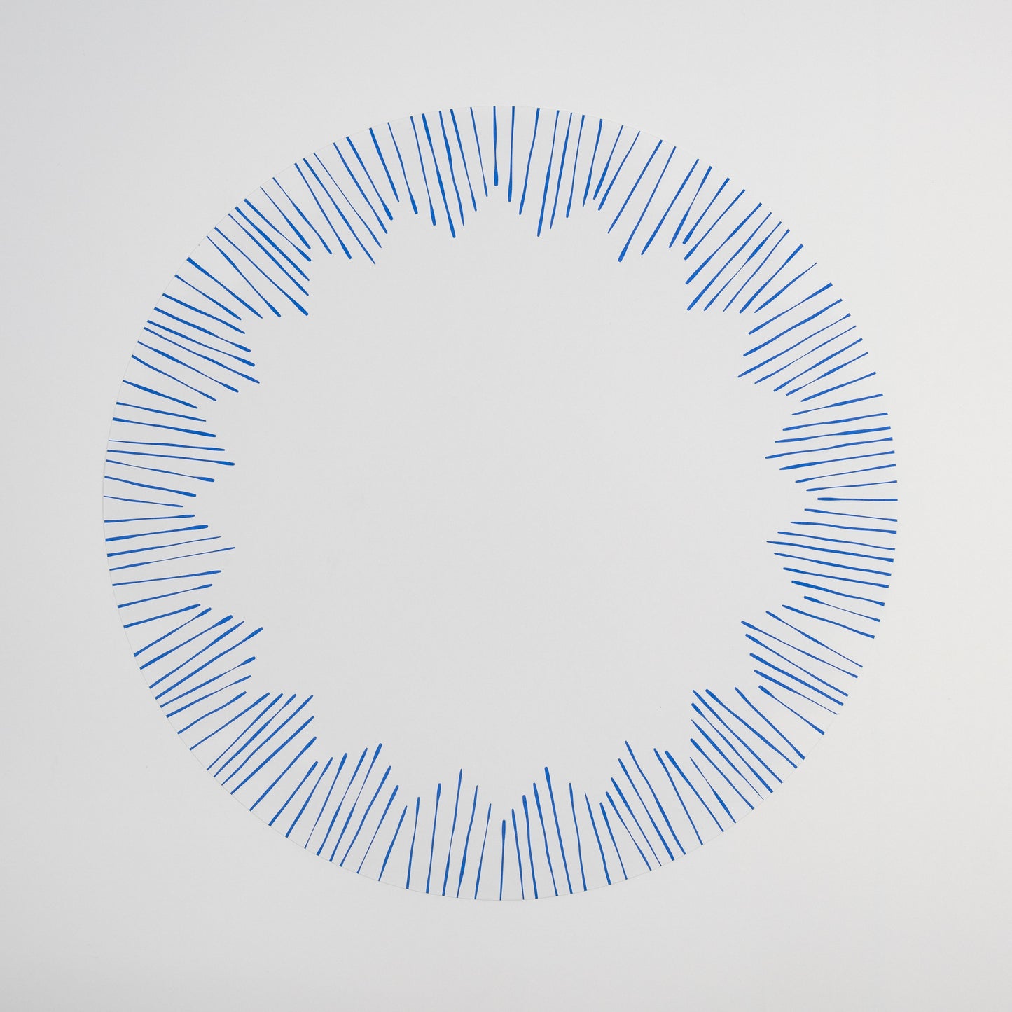 MCL25-PL26- Star Bright Round Paper Placemats