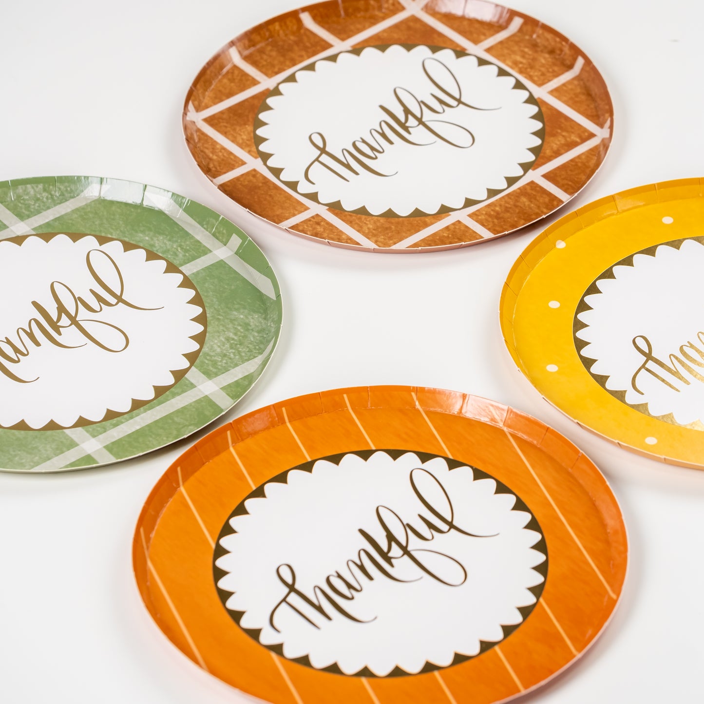 HAR25-DP3- Harvest Thankful Dessert Plates