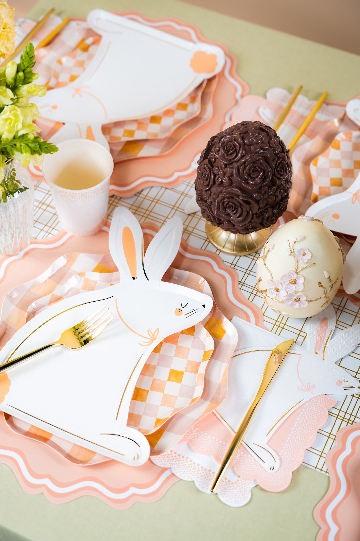 HMY25-GT1- Harmony Peach Dots Guest Towels