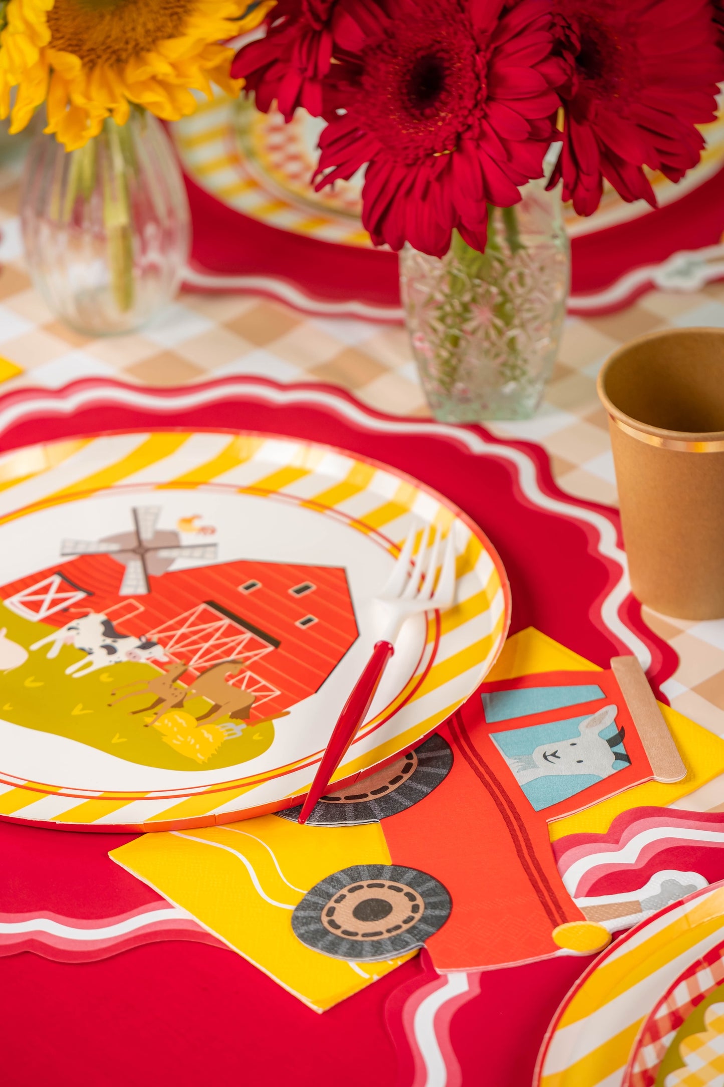 FRM25-DNP3-Farm Dinner Plate-(PREORDER STARTS SHIPPING 08/15)