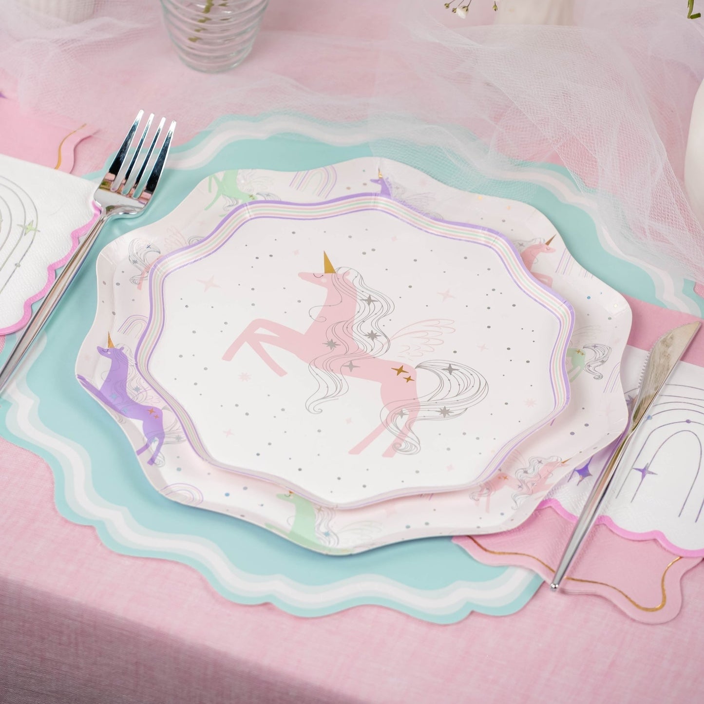 MCL25-PL20- Mint Fancy Scallop Placemat