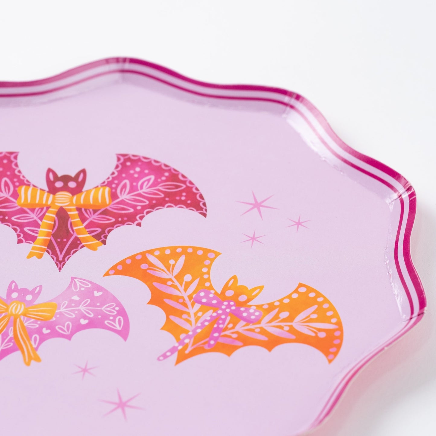 HAL25-DP4- Bats & Bows Small Plates