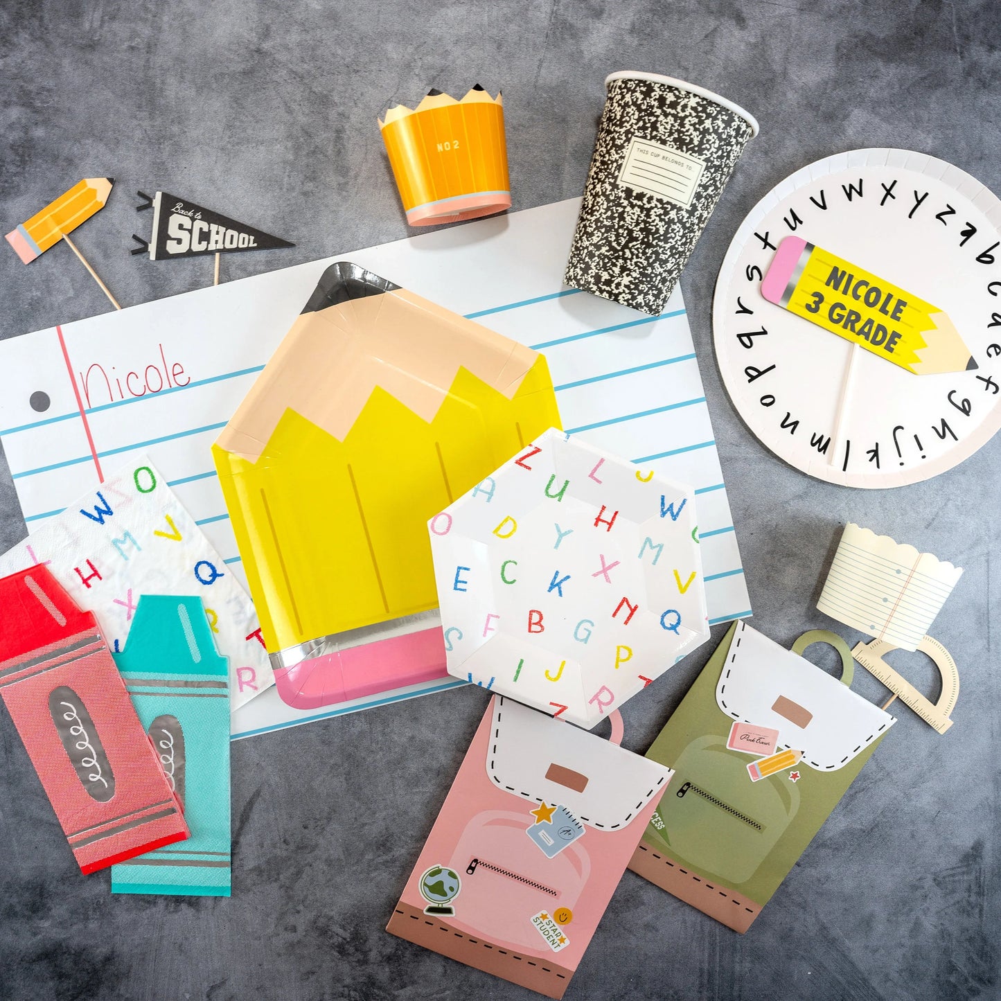 SCH23-PL1- Loose Leaf Paper Placemat