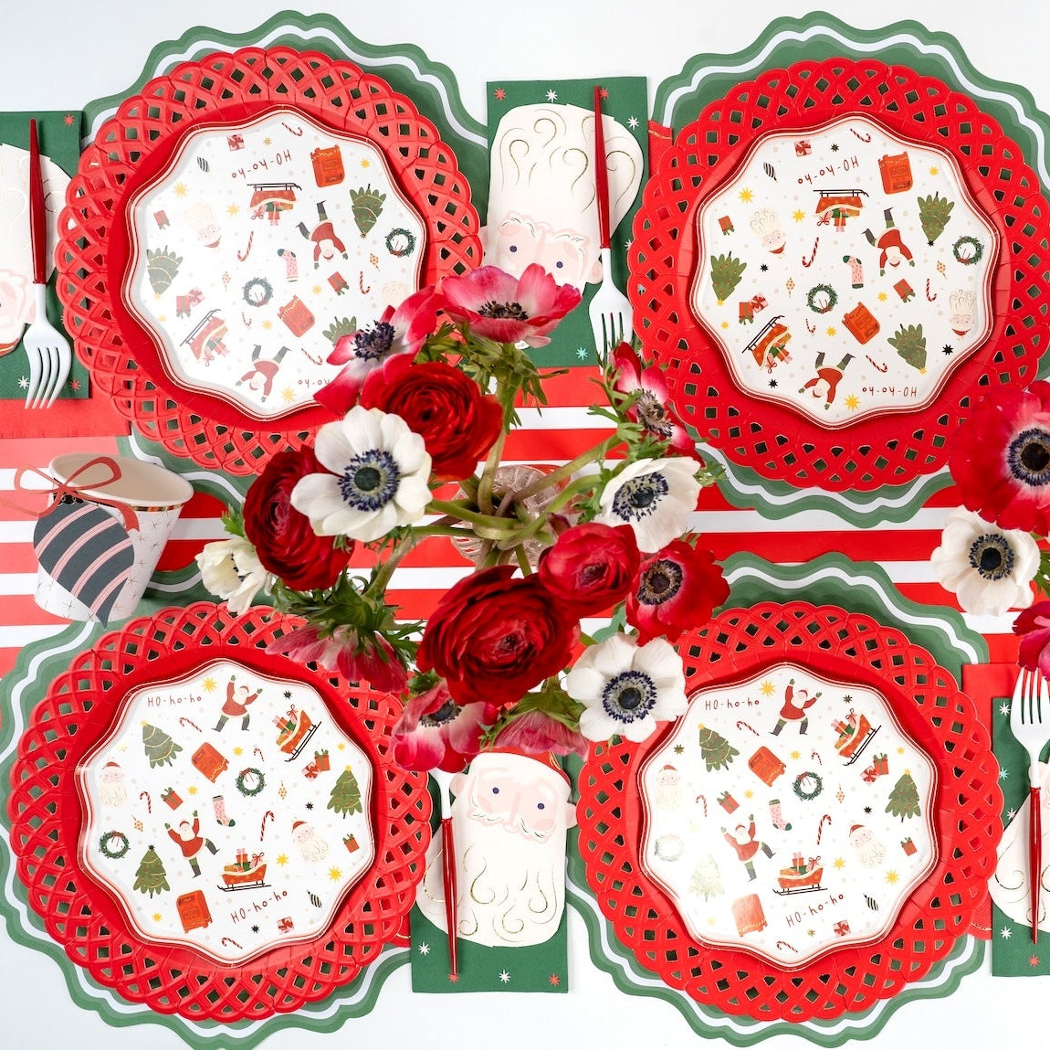 HOL24-CU1- Christmas Cheer Paper Cups