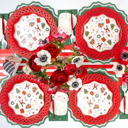 HOL24-DP2- Christmas Cheer Dessert Paper Plates