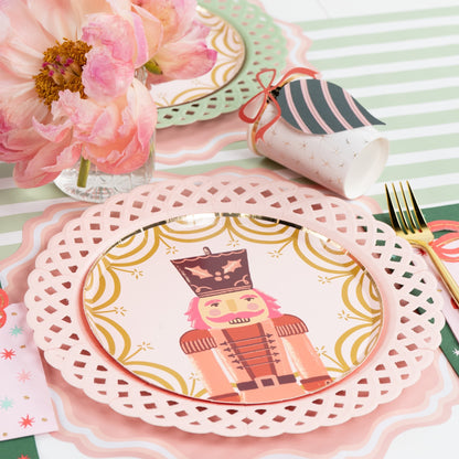 HOL25-DP7- Nutcracker Dessert Plates
