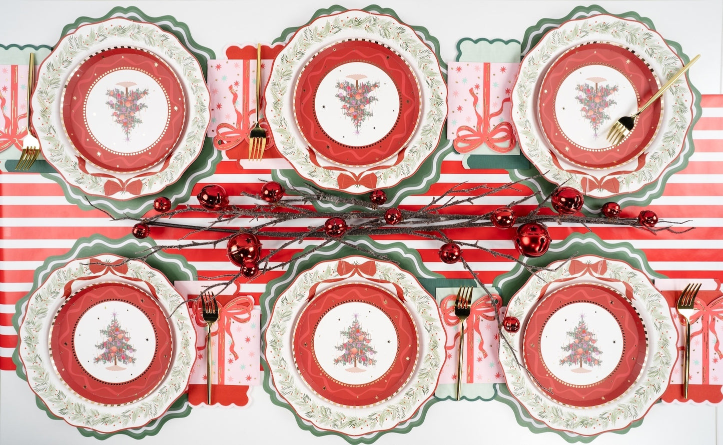 Elegant Holiday Wreath Dinner Plates