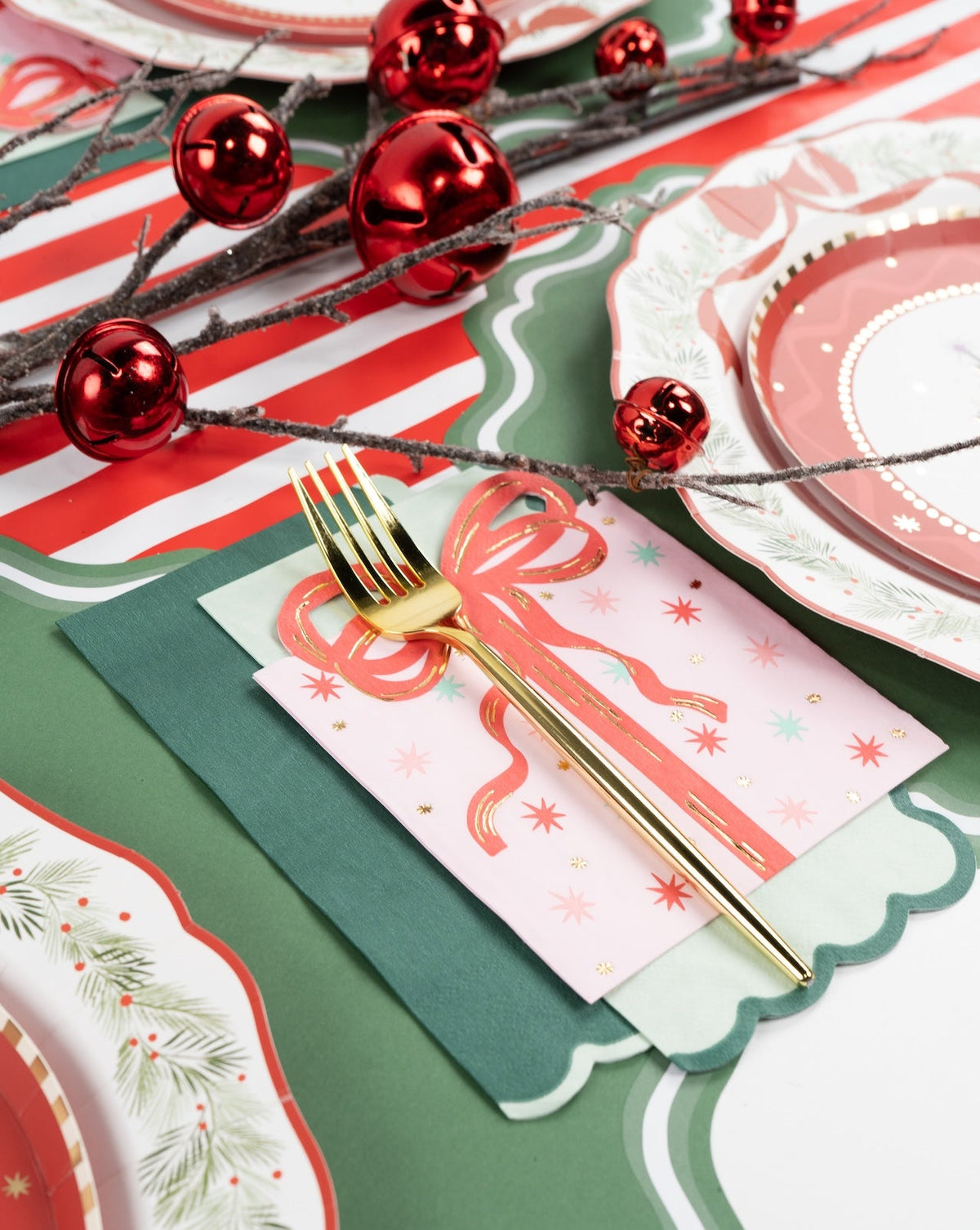 HOL24-GT3- Holiday Cheer Guest Towels