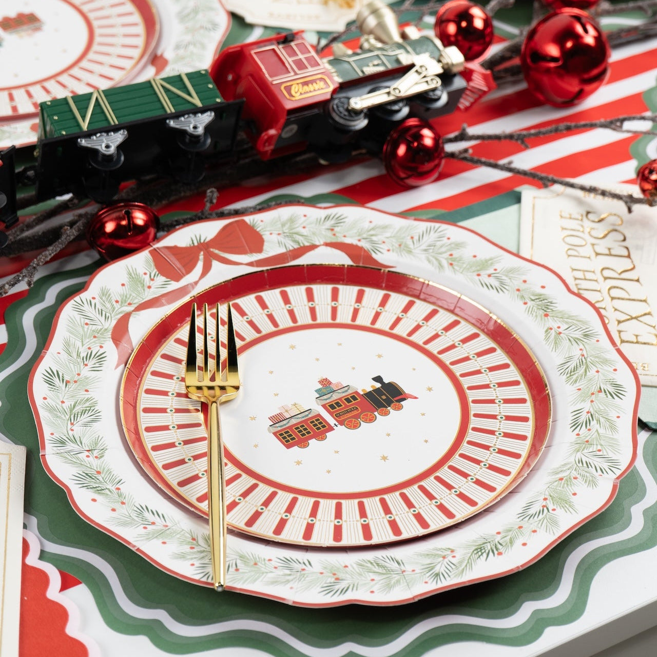 HOL25-DP9- North Pole Express Dessert Plate
