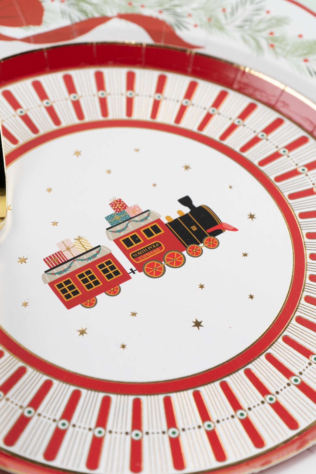HOL25-DP9- North Pole Express Dessert Plate