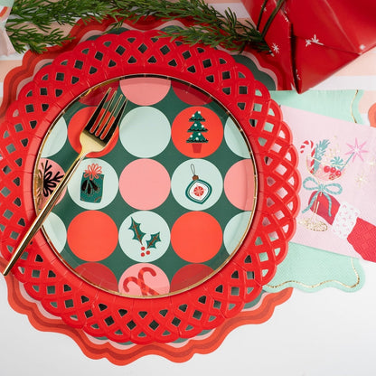 HOL24-DP4- Christmas Party Dessert Paper Plates
