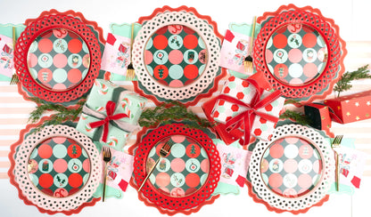 HOL24-DP4- Christmas Party Dessert Paper Plates