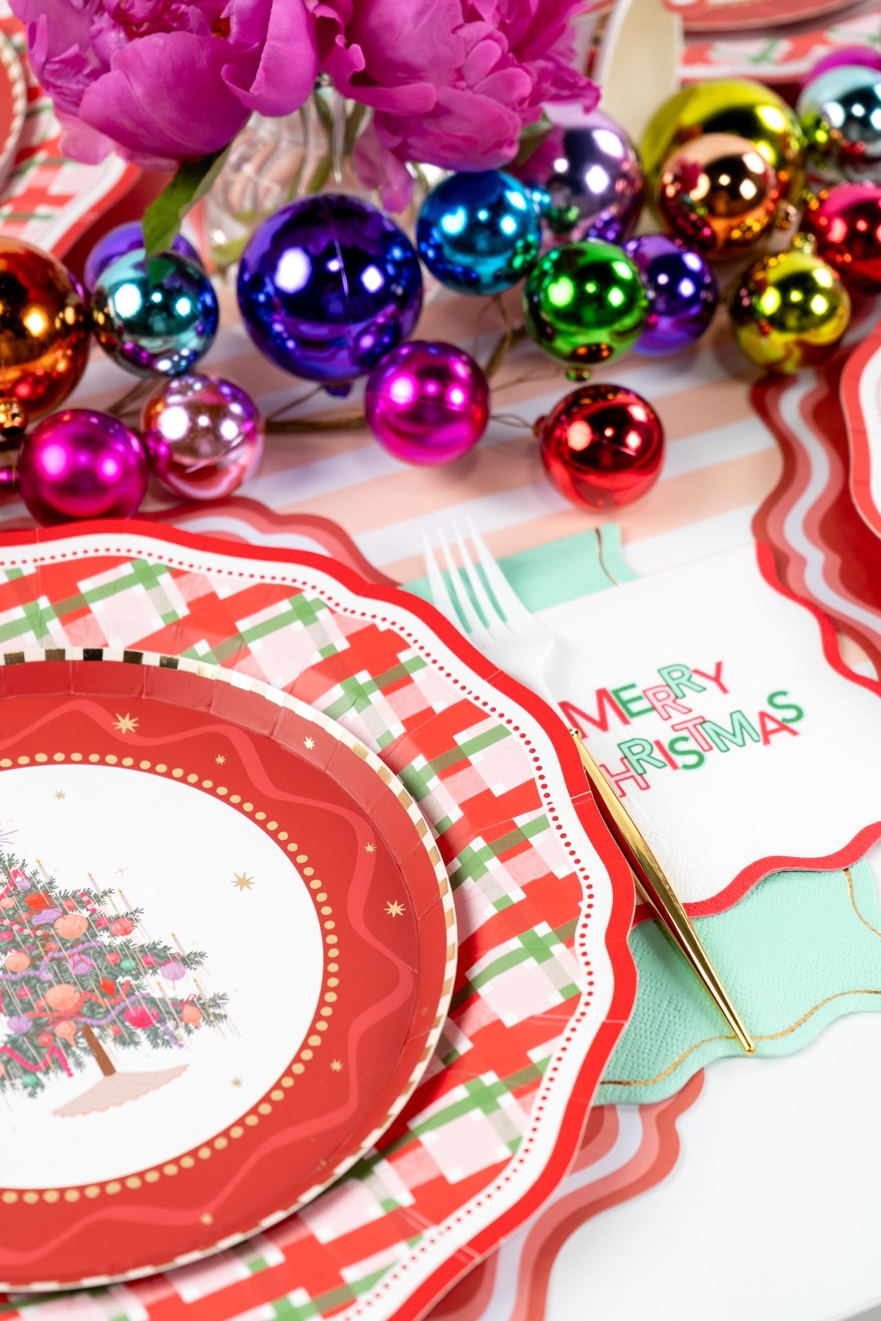 HOL25-CN6- Merry Christmas Cocktail Napkins