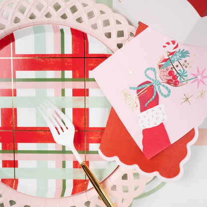 HOL25-DP6- Cheerful Plaid Small Plates