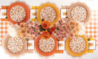 Beige Wavy Scallop Paper Placemats