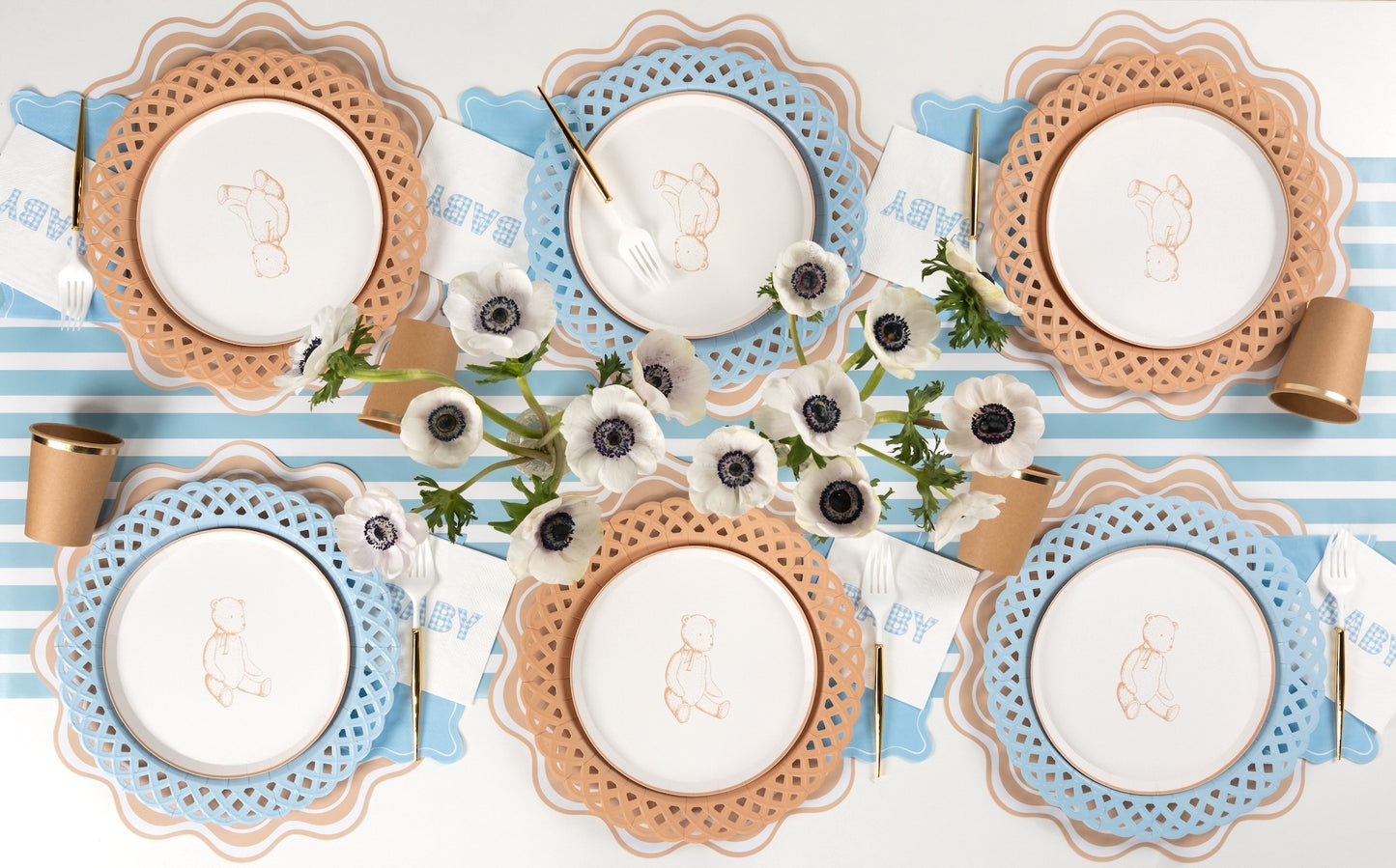 Light Blue Scallop Guest Towels