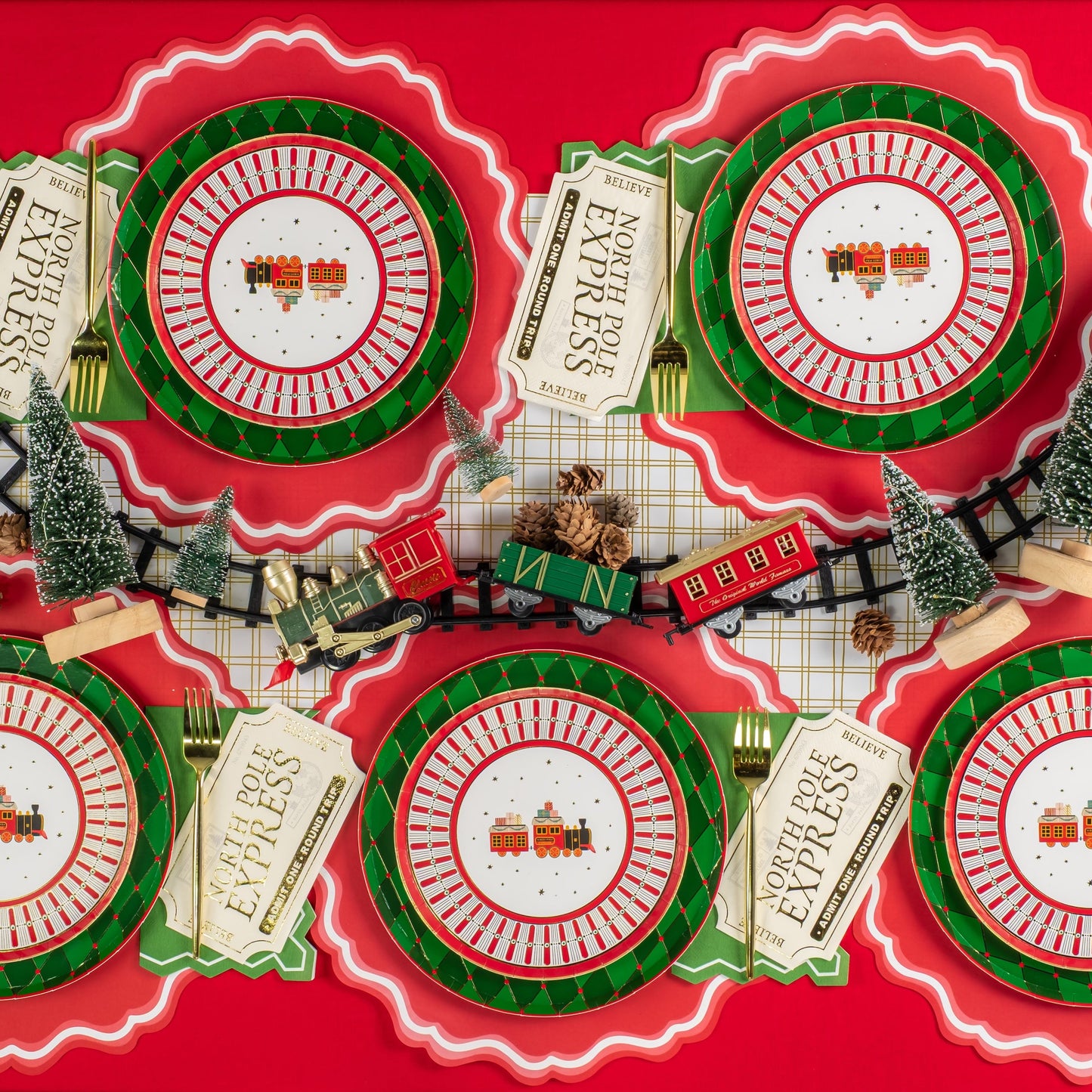 HOL25-CN9- North Pole Express Ticket Napkin