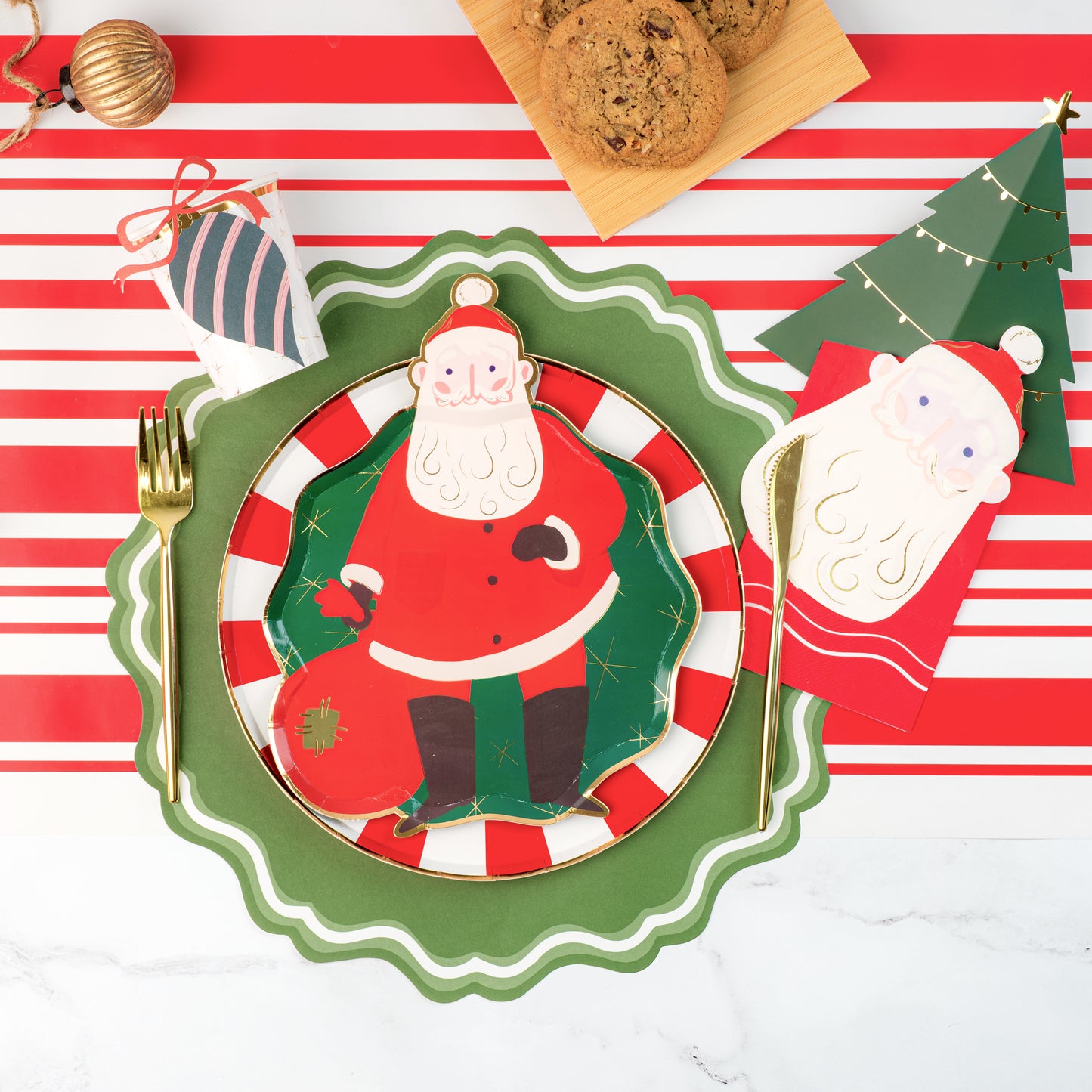 Santa's Cheer Dessert Plates