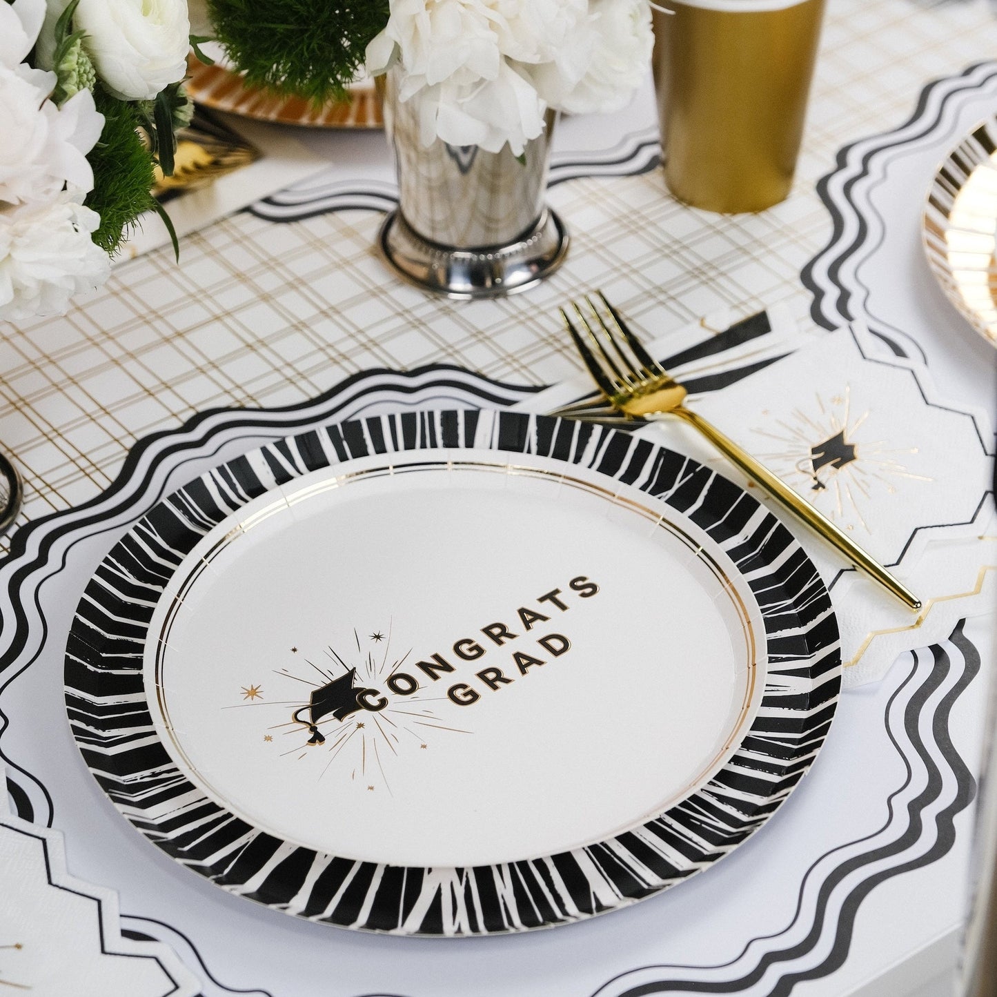 Reverse Black Radiance Dinner Plates