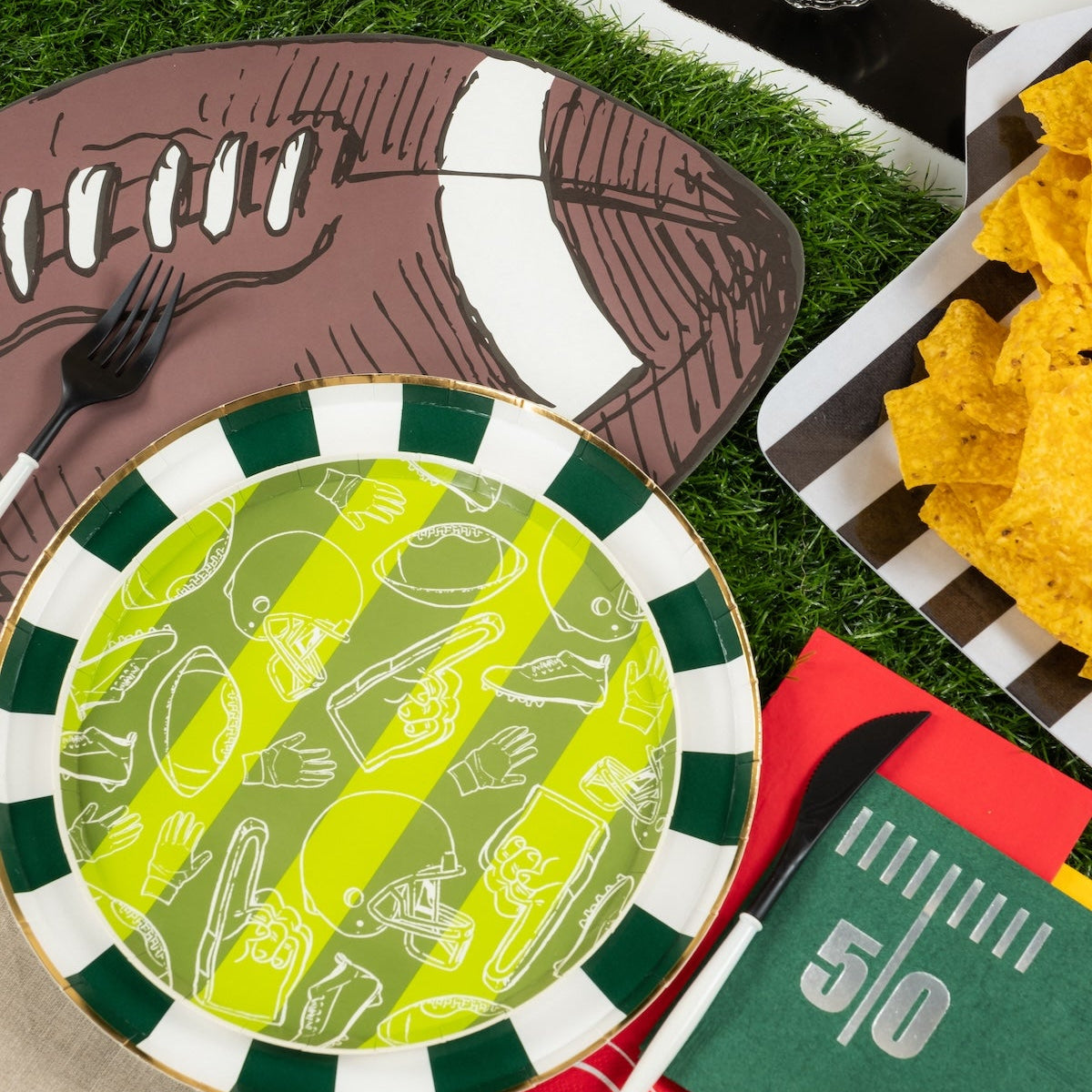 SPO24-DP1- Touchdown Dessert Plates