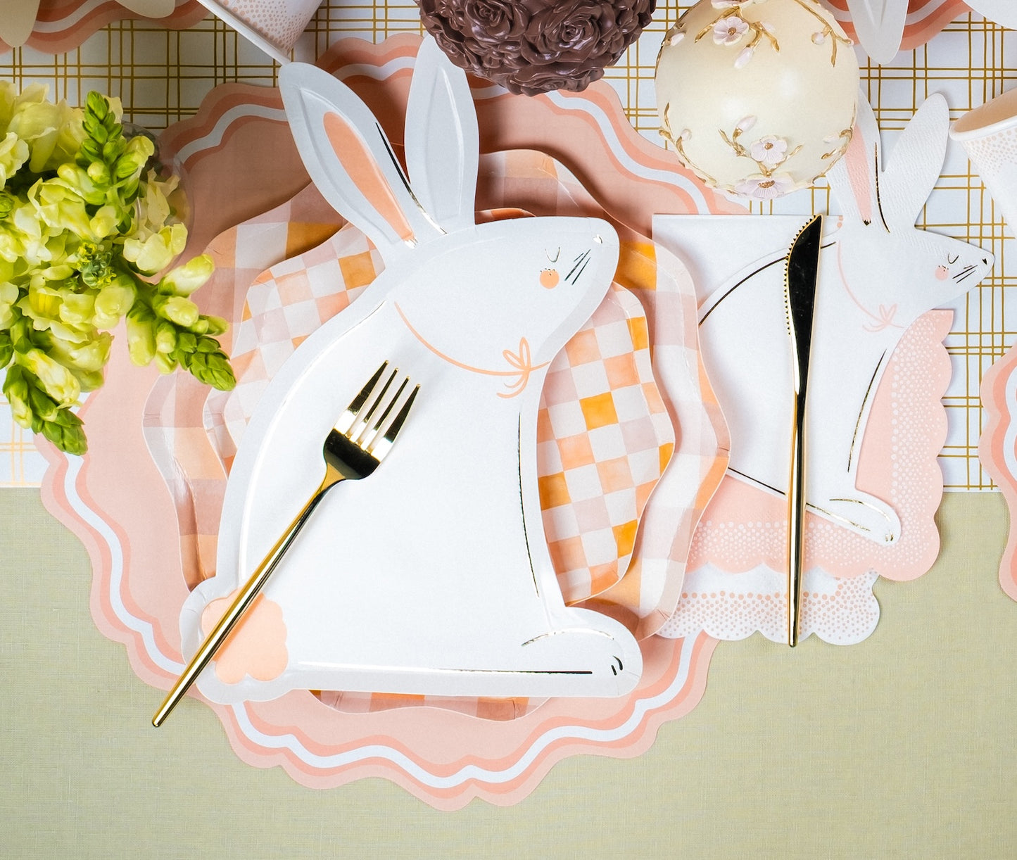 HMY25-GT1- Harmony Peach Dots Guest Towels