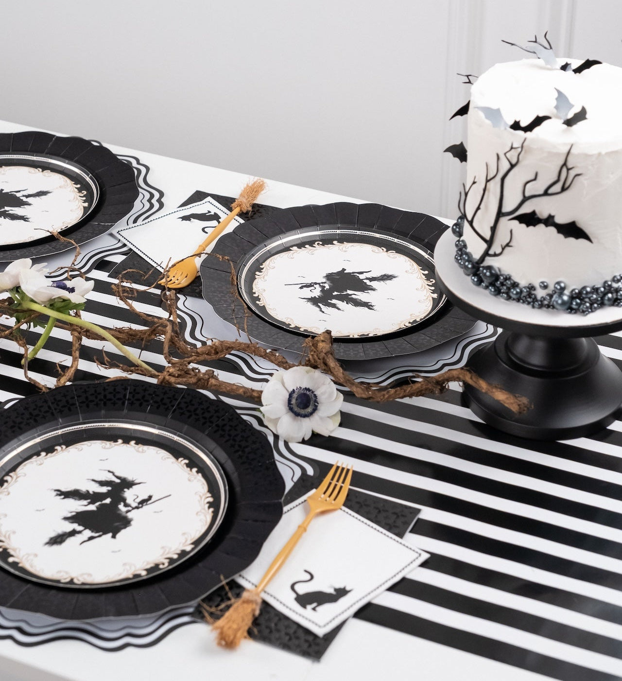 Elegant Black Pattern Guest Towels