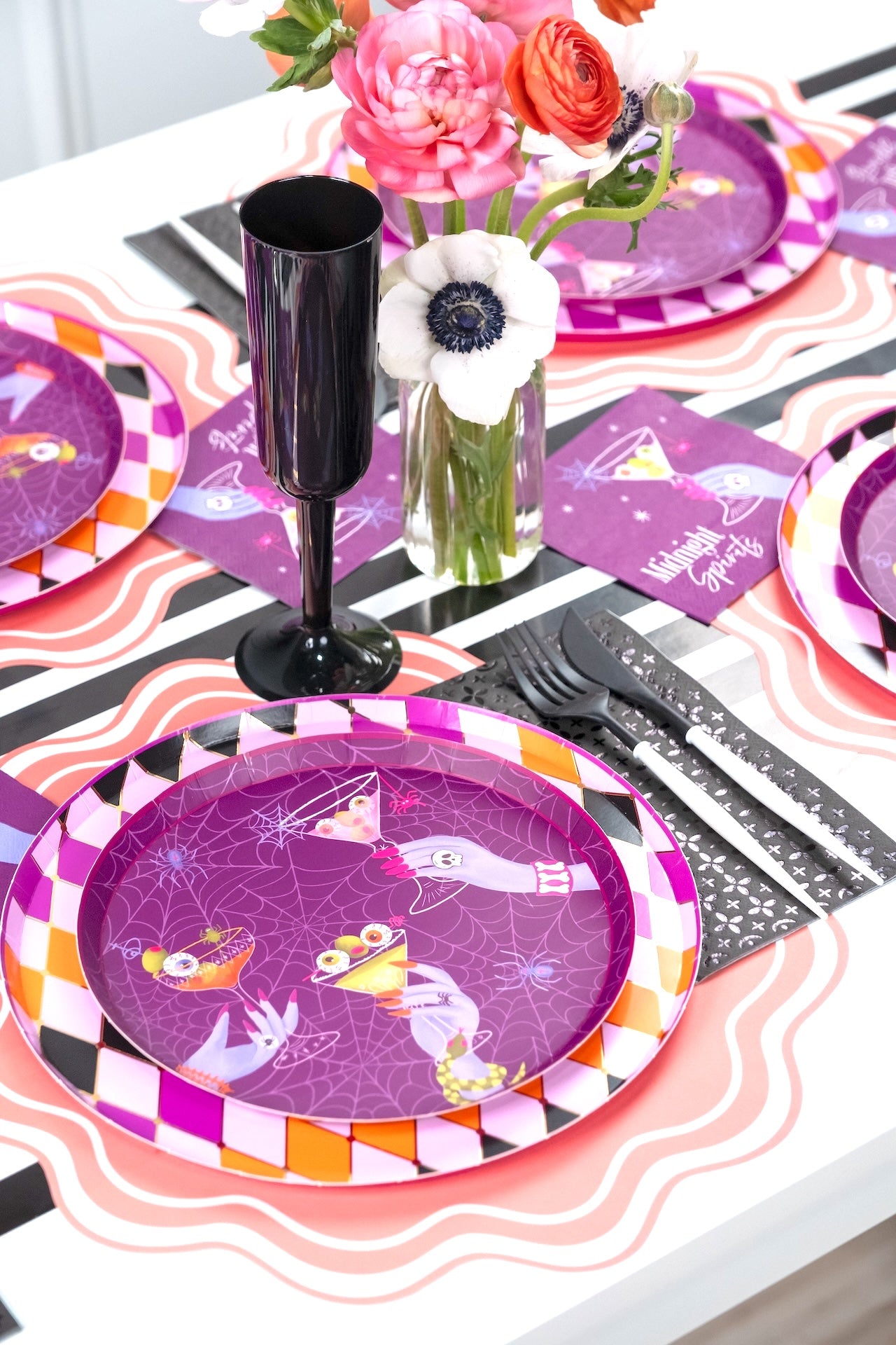 HAL25-DNP4-Halloween Diamond Dinner Plates