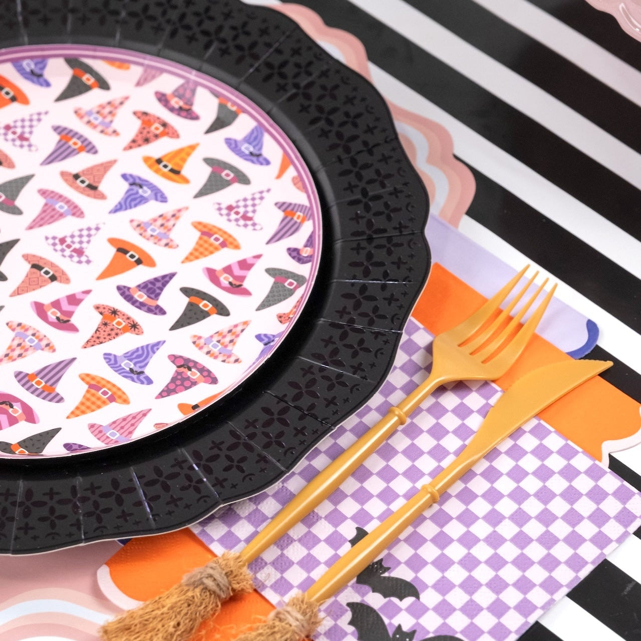 Bewitching Hats Halloween Dessert Plates