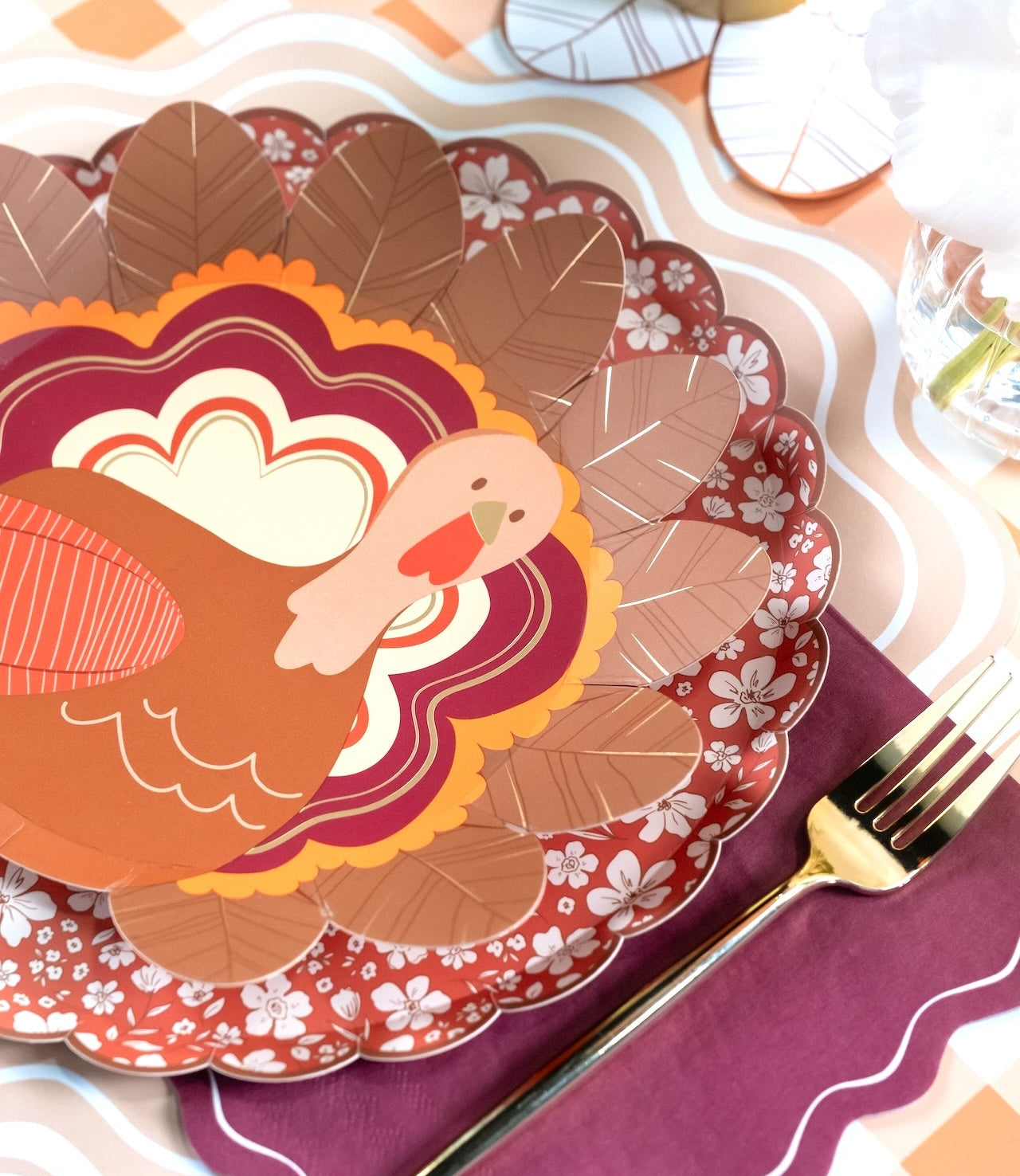 Thanksgiving Turkey Shaped Plates