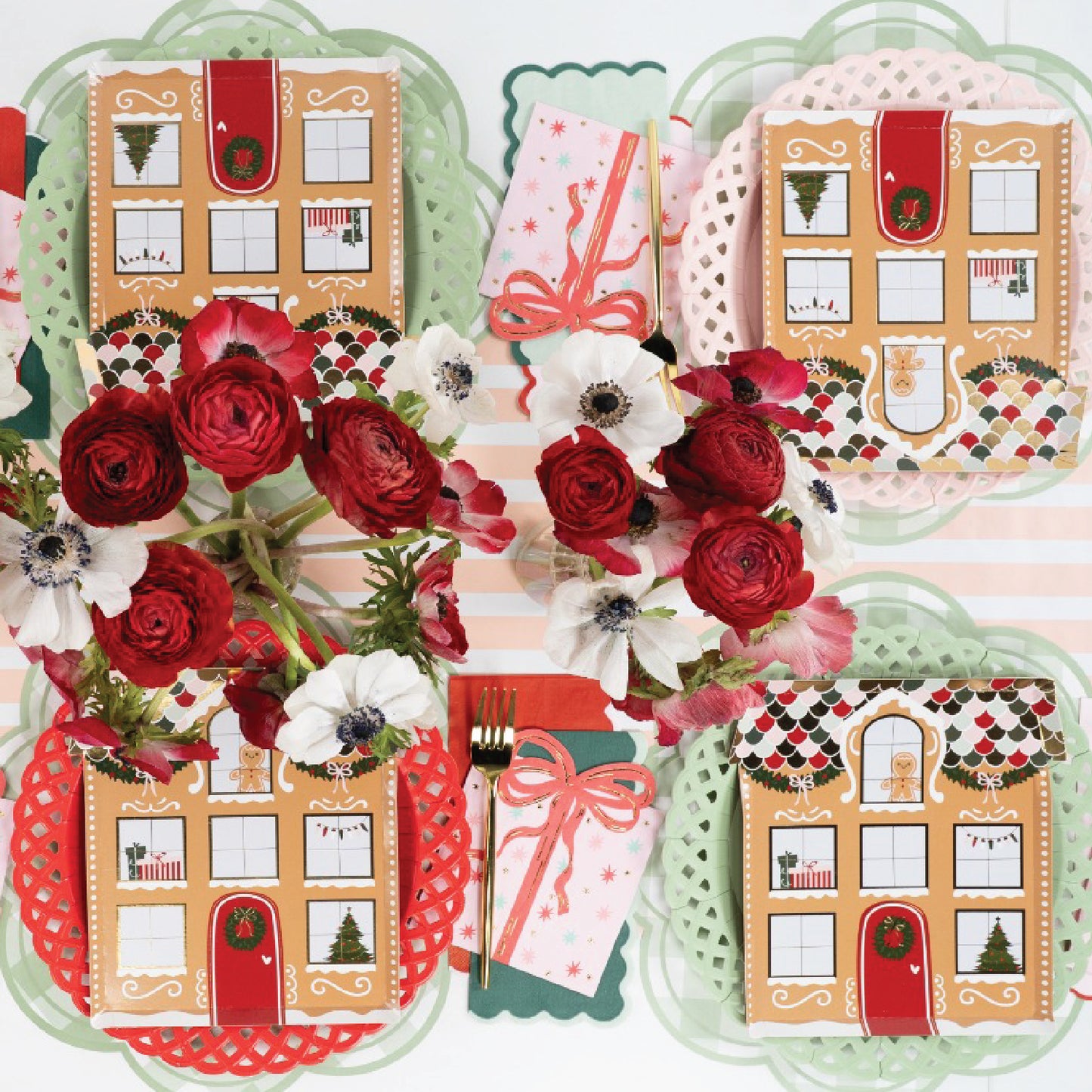 Sage Basketweave Dinner Paper Plates