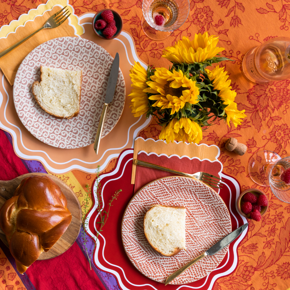 Red Wavy Scallop Paper Placemats