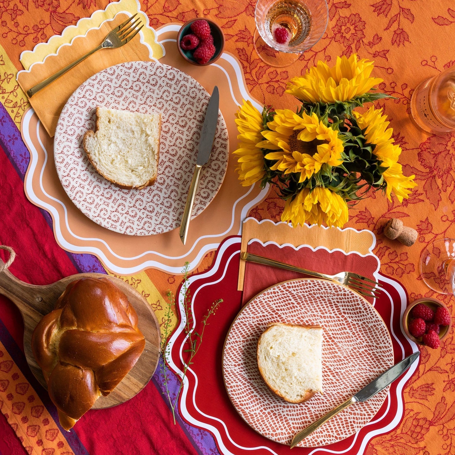 Red Wavy Scallop Paper Placemats