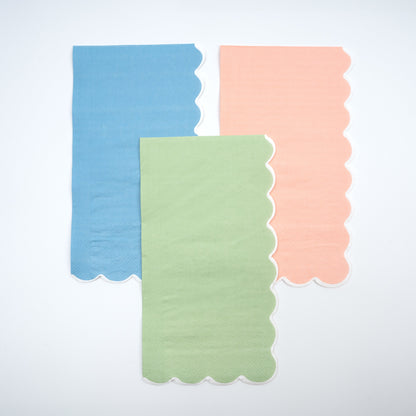 Springtime Scallop Guest Towel